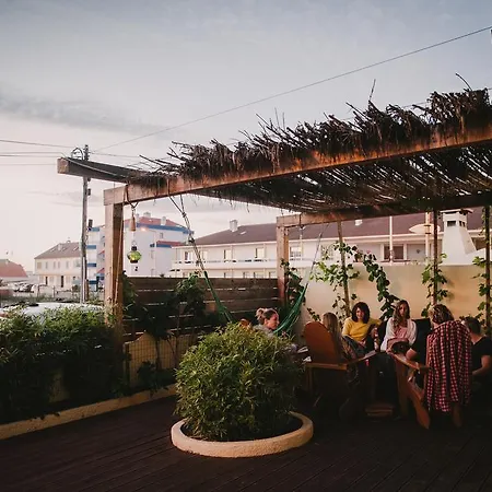 Surfies Konukevi *